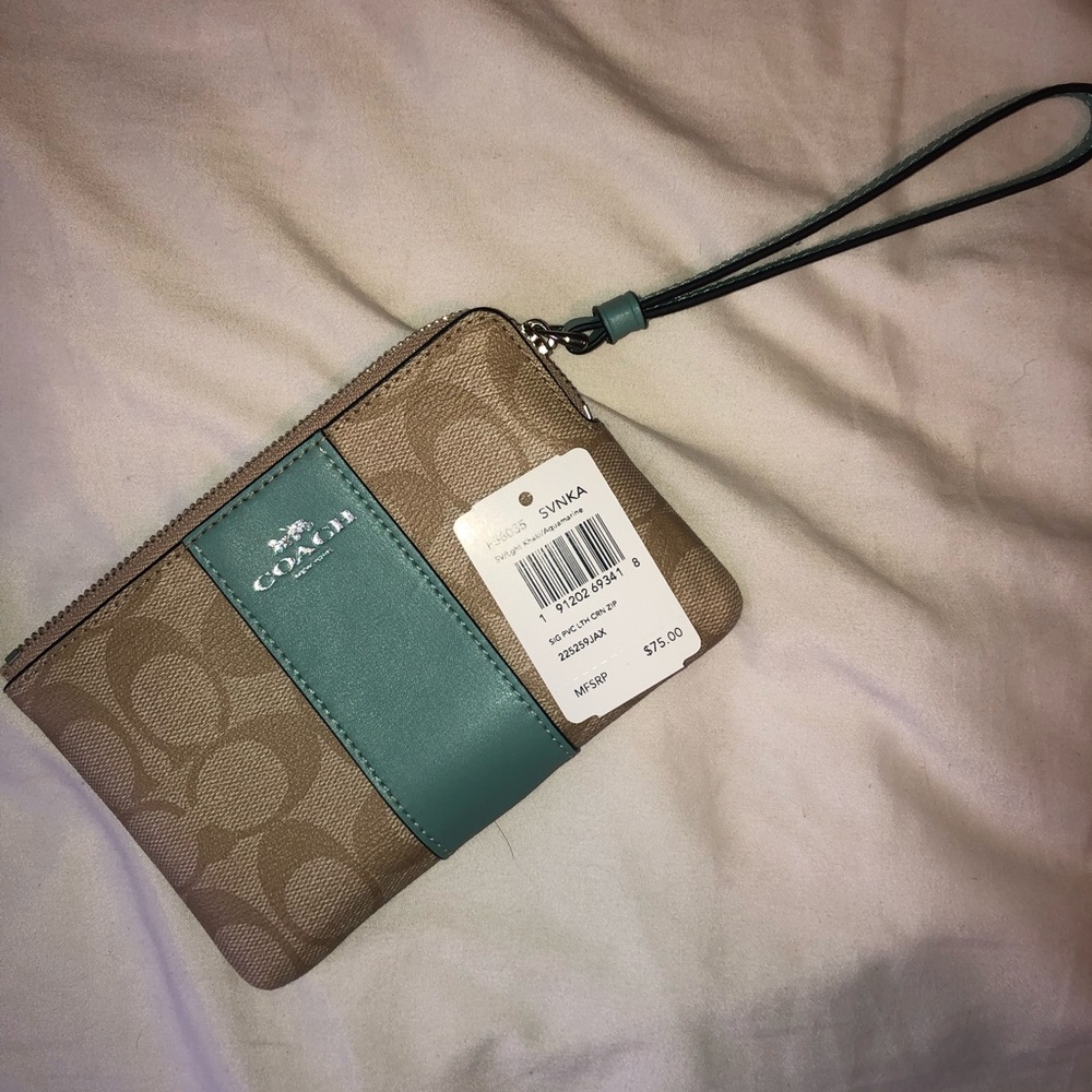 NWT Coach Wristlet